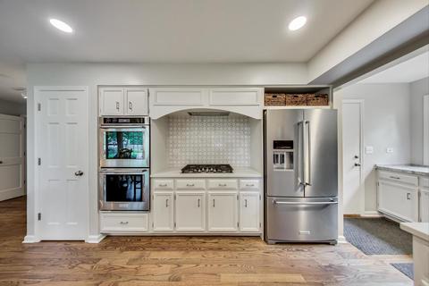 801 Cassin Rd, Naperville, IL 60565 photo 14