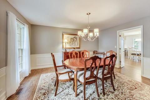 801 Cassin Rd, Naperville, IL 60565 photo 8