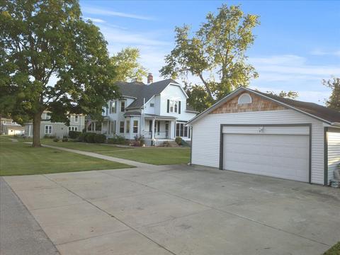 295 E 3rd St, El Paso, IL 61738 photo 25