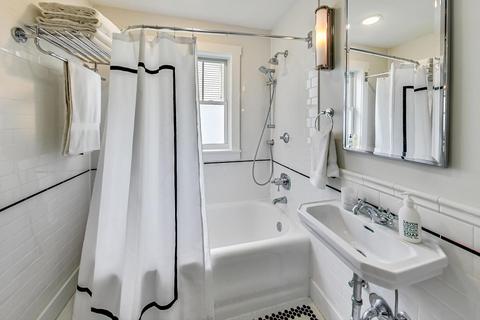 330 N Wright St, Naperville, IL 60540 photo 12