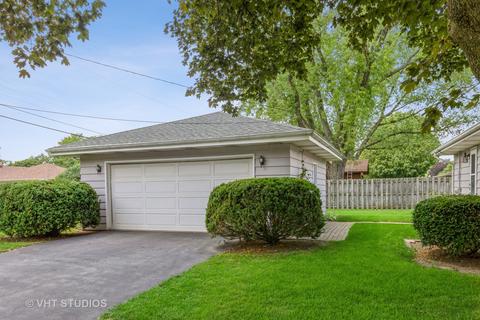300 Eastgate St, Algonquin, IL 60102 photo 11