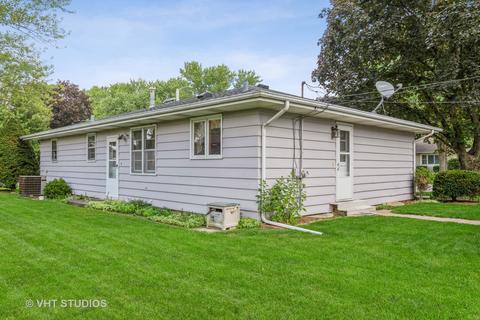 300 Eastgate St, Algonquin, IL 60102 photo 9