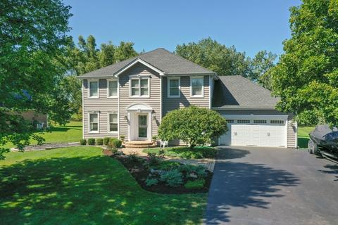 880 Kingston Ln, Bartlett, IL 60103 photo 2