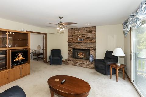 880 Kingston Ln, Bartlett, IL 60103 photo 16