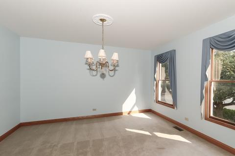 880 Kingston Ln, Bartlett, IL 60103 photo 9