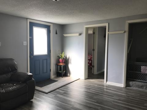 327 E Abe St, Plano, IL 60545 photo 3