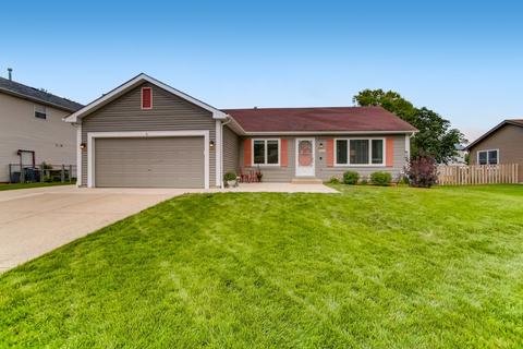 2007 Clematis Dr, Algonquin, IL 60102 photo 2