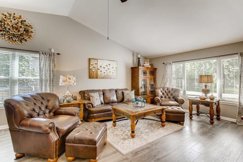 2007 Clematis Dr, Algonquin, IL 60102 photo 7