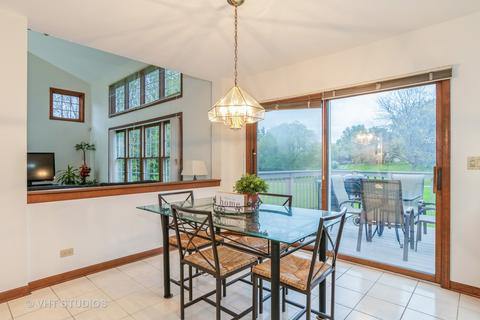 1587 Mccormack Dr, Hoffman Estates, IL 60169 photo 8