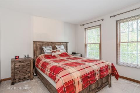 1587 Mccormack Dr, Hoffman Estates, IL 60169 photo 20