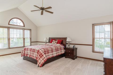 1587 Mccormack Dr, Hoffman Estates, IL 60169 photo 11