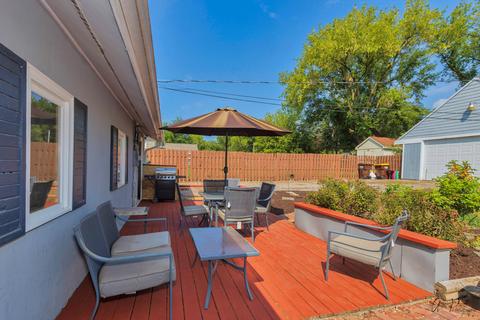610 Columbus St, Mchenry, IL 60051 photo 6