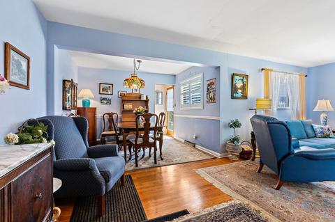 715 S Gables Blvd, Wheaton, IL 60189 photo 3