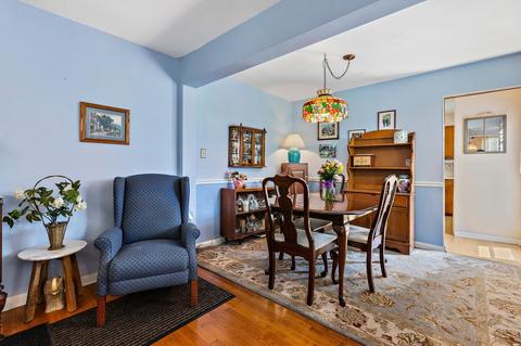715 S Gables Blvd, Wheaton, IL 60189 photo 6