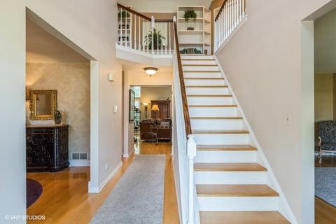 31 Mohawk St, Cary, IL 60013 photo 2