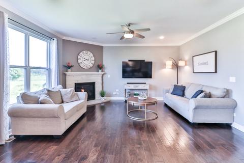4392 Rudyard Kipling Rd, Elgin, IL 60124 photo 8