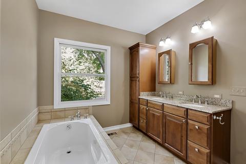 2024 Orchard Beach Rd, Mchenry, IL 60050 photo 20