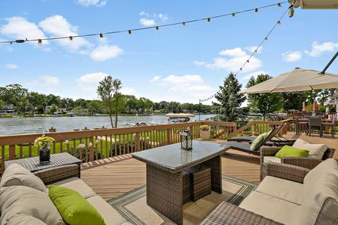 2024 Orchard Beach Rd, Mchenry, IL 60050 photo 4