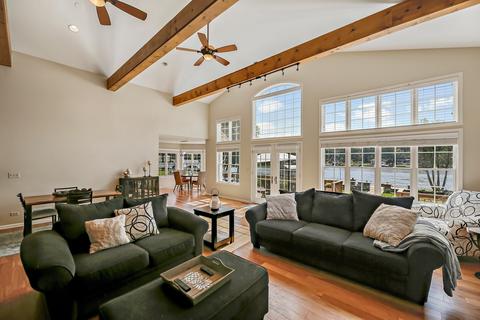 2024 Orchard Beach Rd, Mchenry, IL 60050 photo 13