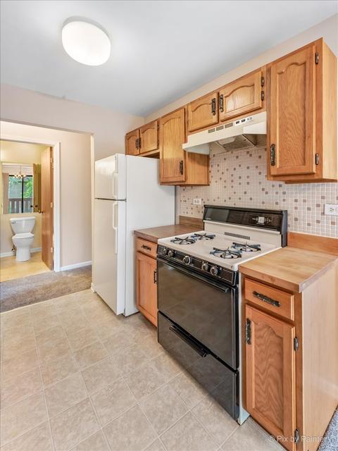 735 Sterling Ct #D2, Bartlett, IL 60103 photo 9