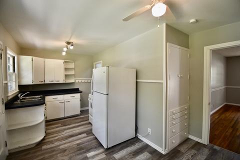 1304 S Linden St, Normal, IL 61761 photo 9