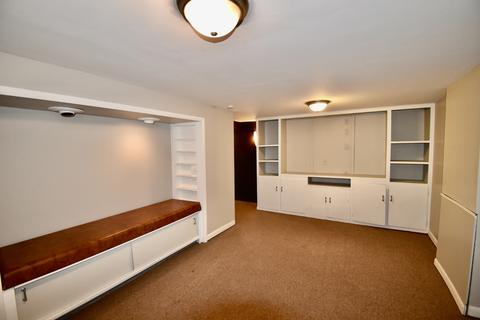 1304 S Linden St, Normal, IL 61761 photo 22