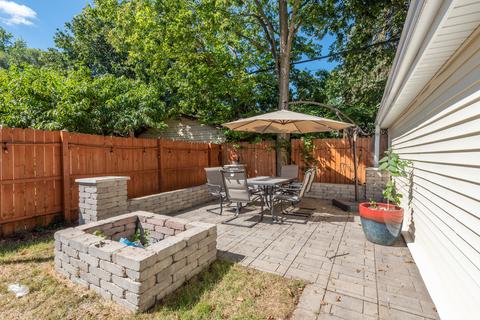 201 Jackson St, Aurora, IL 60505 photo 21