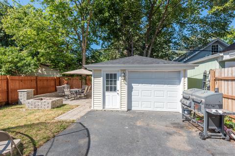 201 Jackson St, Aurora, IL 60505 photo 20