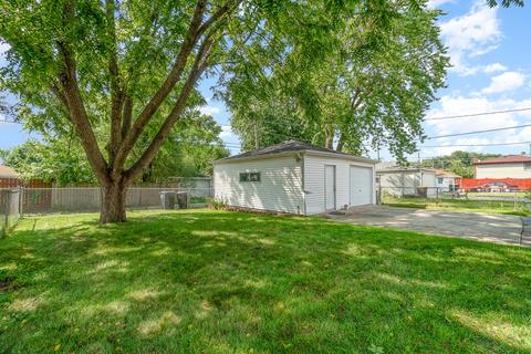 17038 Burnham Ave, Lansing, IL 60438 photo 5