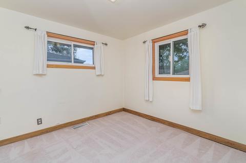 17038 Burnham Ave, Lansing, IL 60438 photo 17