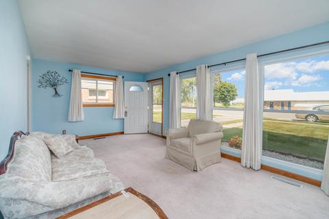 17038 Burnham Ave, Lansing, IL 60438 photo 10