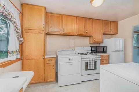 17038 Burnham Ave, Lansing, IL 60438 photo 16