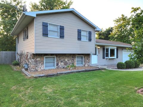 605 N 3rd Ave, Chenoa, IL 61726 photo 3