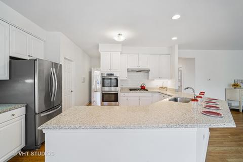 2123 Chandler Ln, Glenview, IL 60026 photo 11