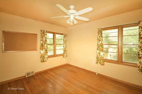 408 Wilcox Ave, Elgin, IL 60123 photo 8