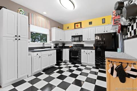 3049 Solitude Ln, Aurora, IL 60502 photo 8