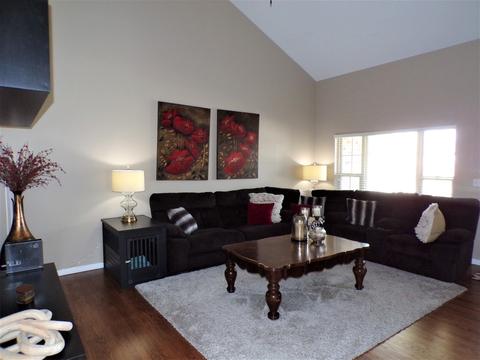 1277 Michael Dr, Morris, IL 60450 photo 3