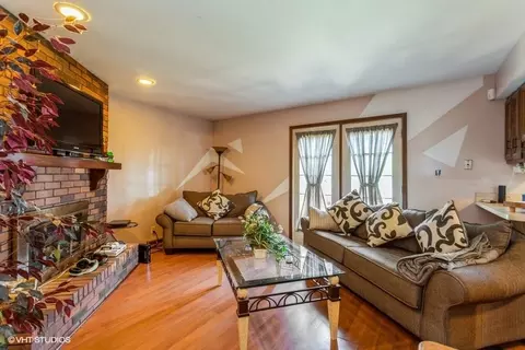 2210 Walcott Rd, Aurora, IL 60504 photo 21