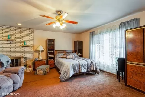 2210 Walcott Rd, Aurora, IL 60504 photo 10