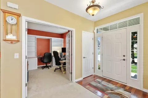 3011 Cookson Ave, Elgin, IL 60124 photo 2