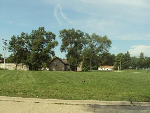 272 Keystone Dr, Rantoul, IL 61866 photo 2