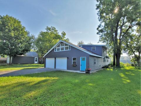 11075 Edgemere Ter, Roscoe, IL 61073 photo 1