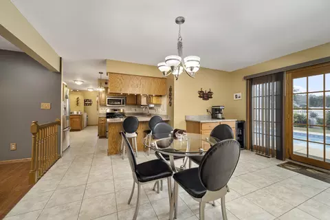 703 Buffalo Dr, Minooka, IL 60447 photo 13