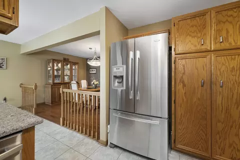 703 Buffalo Dr, Minooka, IL 60447 photo 11