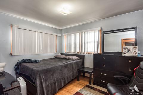 7537 S Roberts Rd, Bridgeview, IL 60455 photo 14