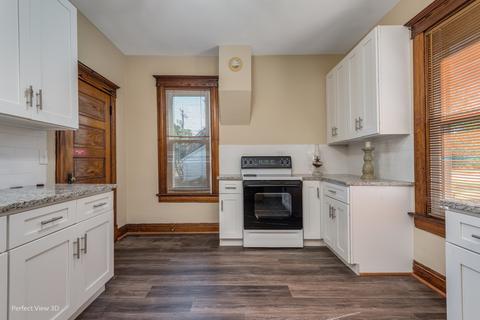 315 N Second St, Peotone, IL 60468 photo 2
