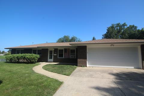 802 Karin Dr, Normal, IL 61761 photo 2
