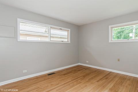 409 S Beverly St, Wheaton, IL 60187 photo 10