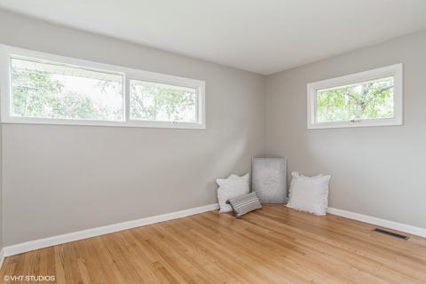 409 S Beverly St, Wheaton, IL 60187 photo 7