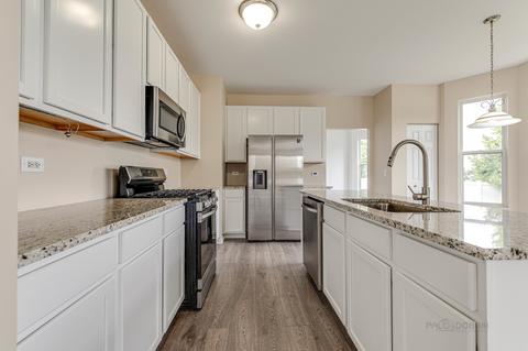 1404 Broadlawn Dr, Plainfield, IL 60586 photo 9